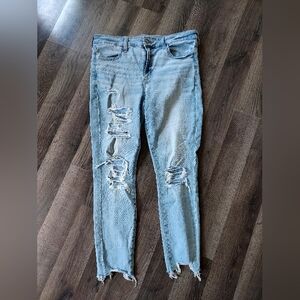 American eagle light ripped skinny jeans.